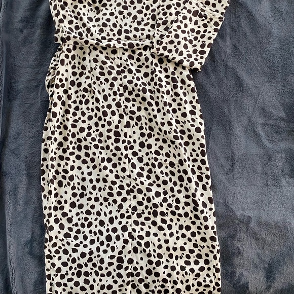 Stone Dalmatian One Shoulder Tie Waist Midi Dress - Pretty Little Things - Picture 8 of 9